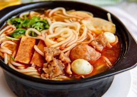 土豆粉店应该如何经营，就让长沙特色小吃培训学校飘飘香告诉你！