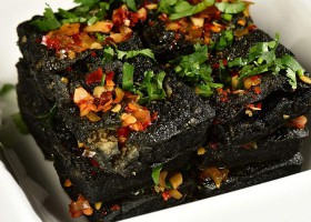 长沙臭豆腐那里最正宗，当然是长沙特色小吃培训学校长沙飘飘香